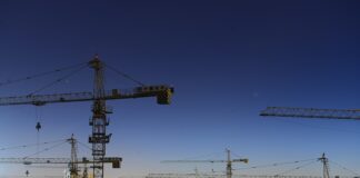 Jak zmierzyć grubość ramy okiennej?