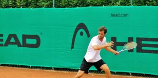 Ile rakiet zużywa tenisista?